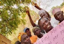 Madobi Residents Stage Peaceful Protest Over Lack of Electricity